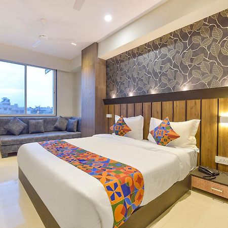 Fabhotel The Max Glory Indore Zewnętrze zdjęcie
