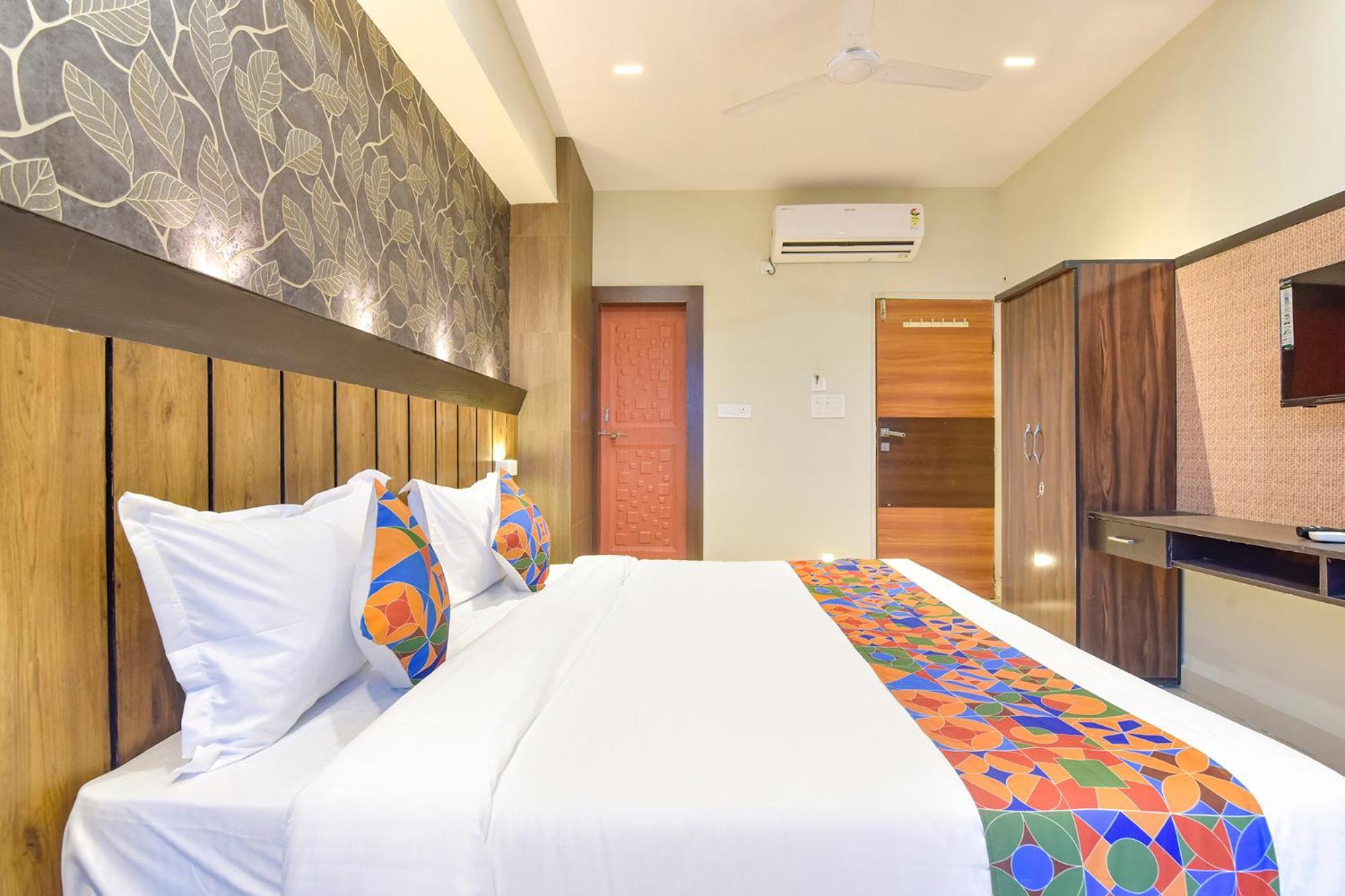 Fabhotel The Max Glory Indore Zewnętrze zdjęcie