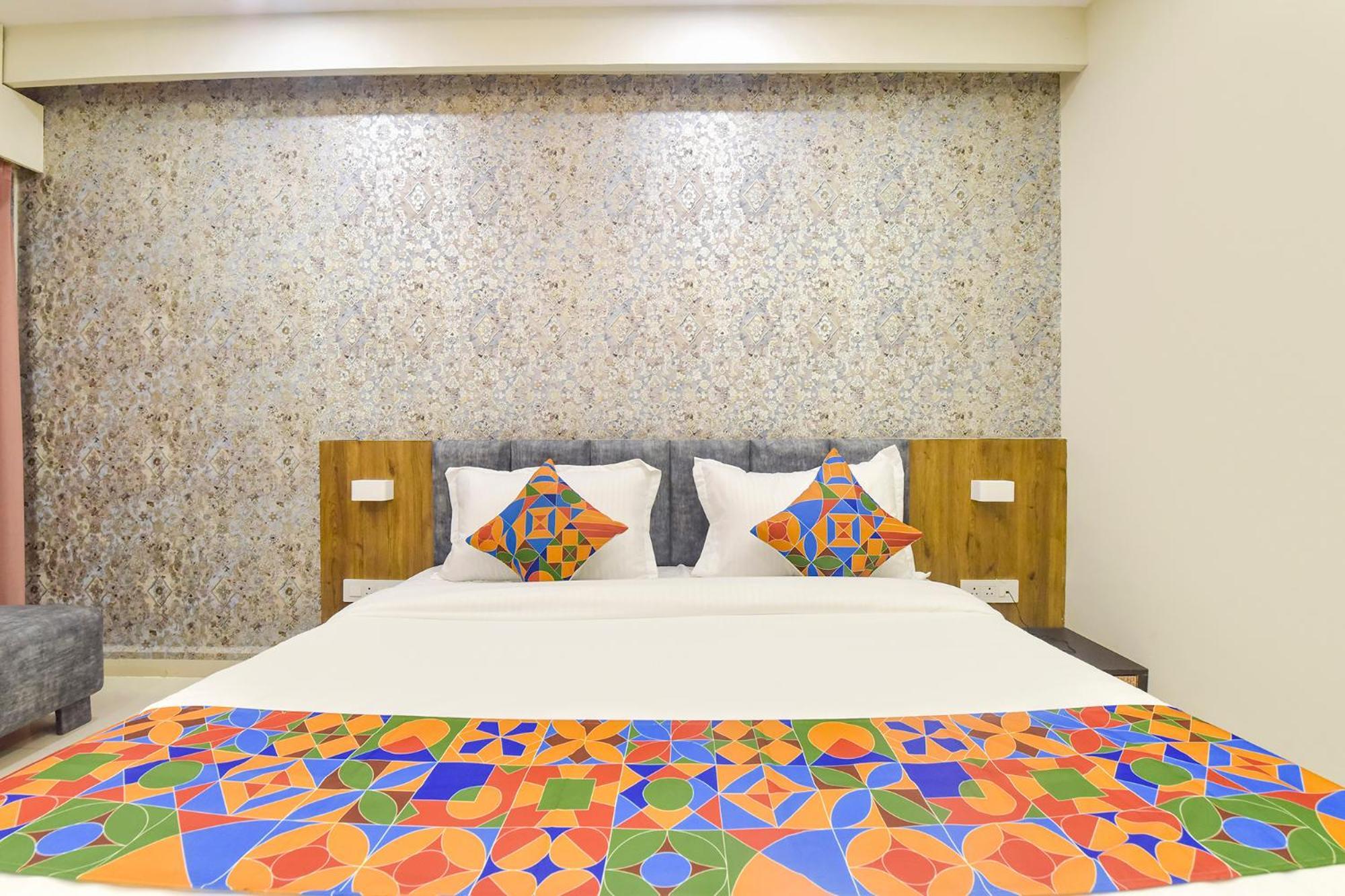 Fabhotel The Max Glory Indore Zewnętrze zdjęcie